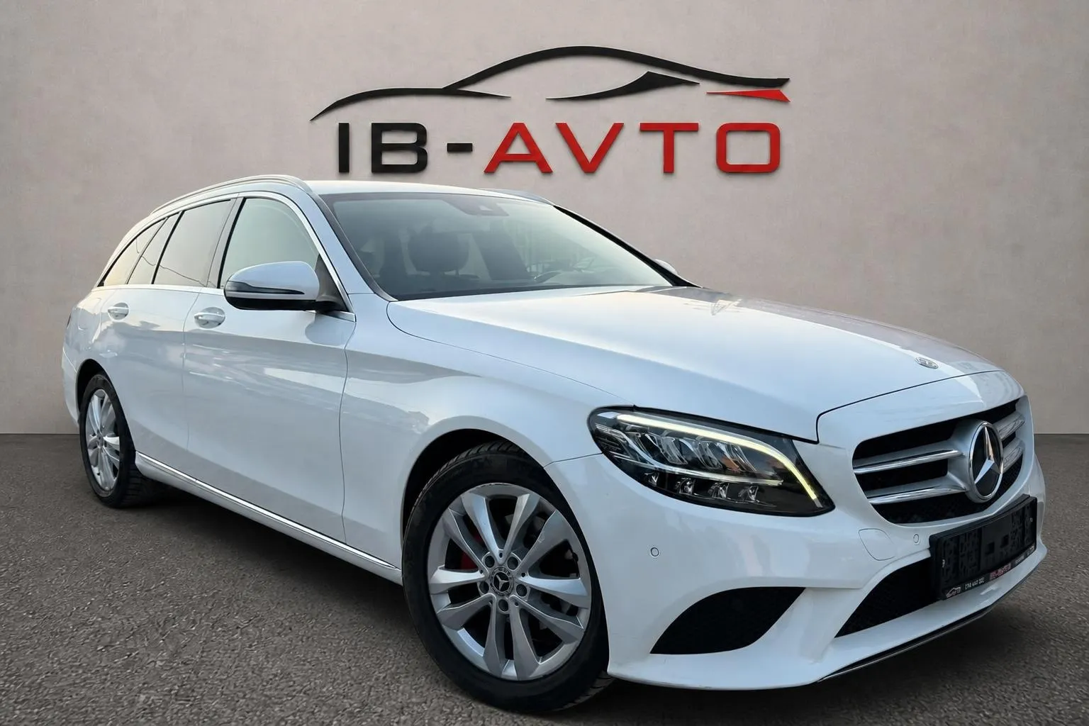 Zunanja slika - Mercedes-Benz C-Razred - C 180 d T Avt. - 2