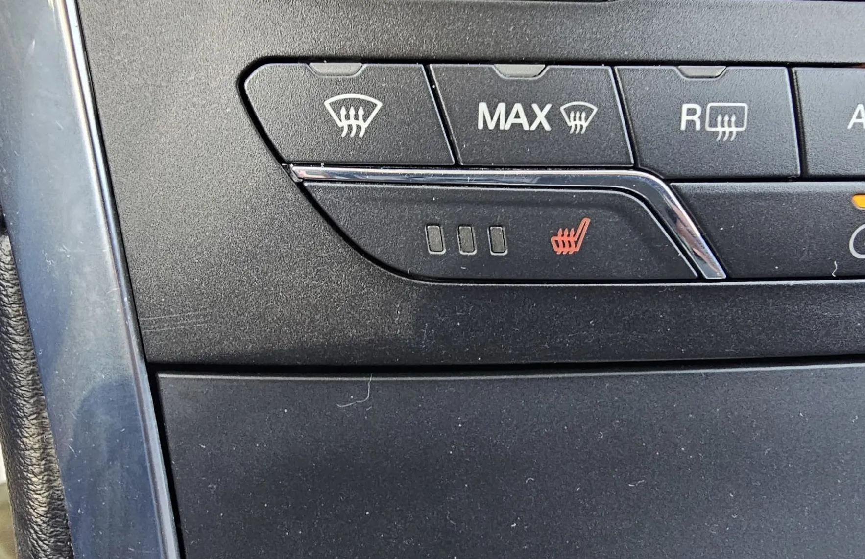 Zunanja slika - Ford S-MAX - 2.0 EcoBlue Titanium Auto|LED|ACC|kamera|NAVI|7sed - 15