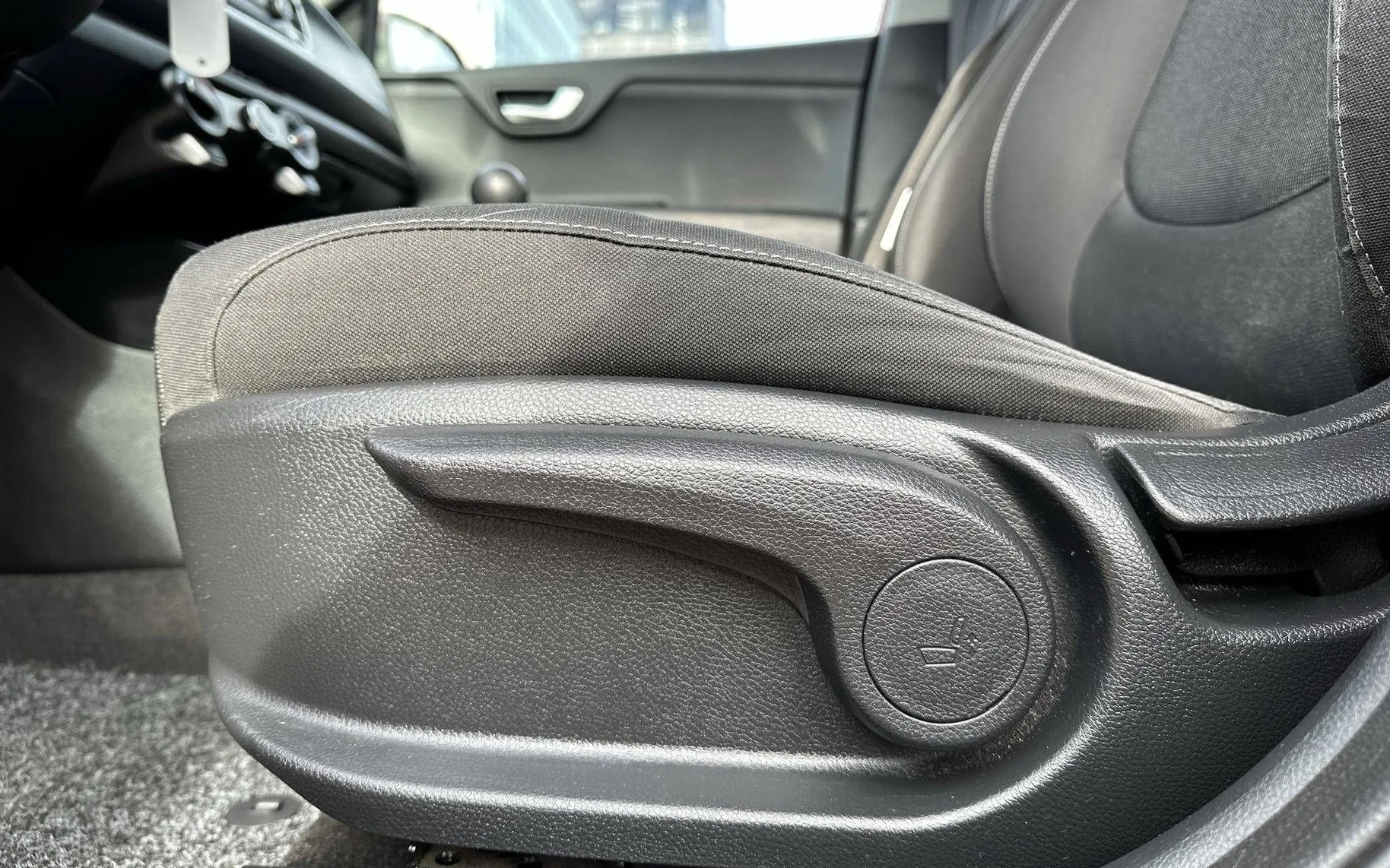 Notranja slika - KIA Rio - 1.25 CVVT EX Edition... - 11