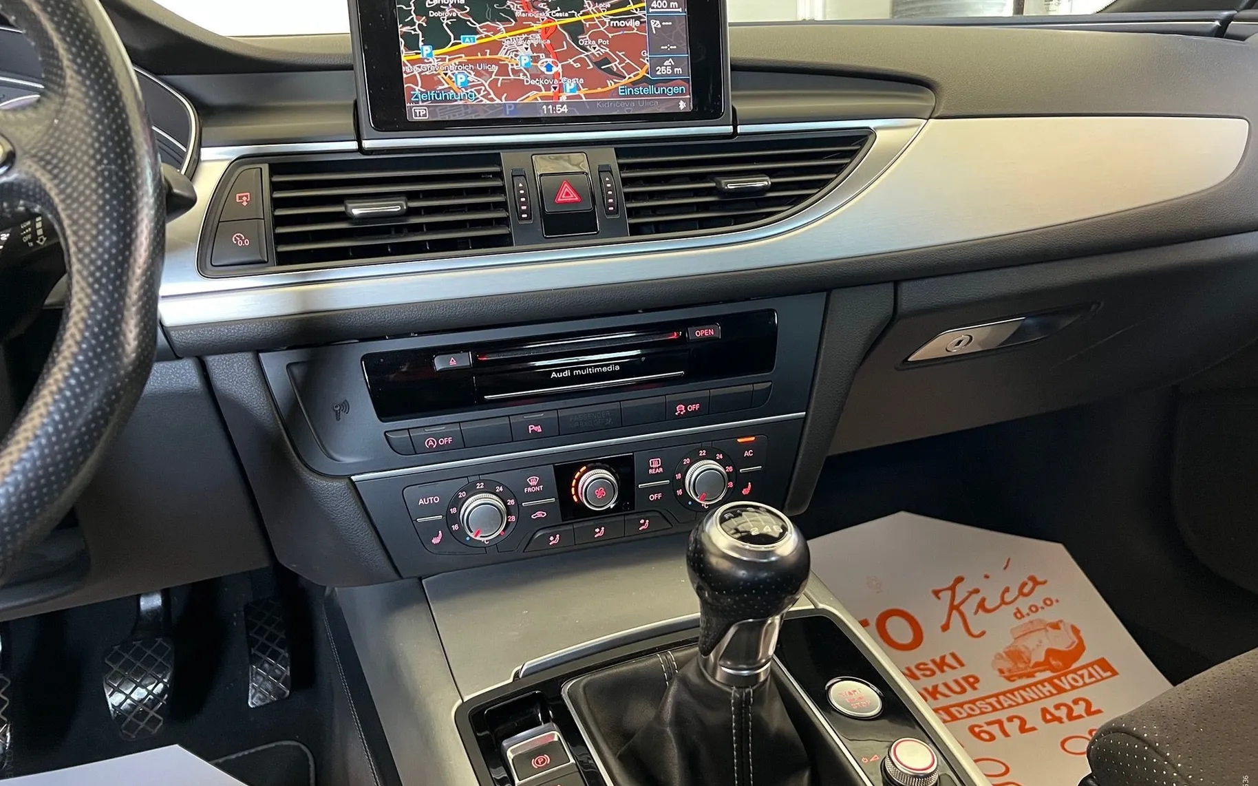 Notranja slika - Audi A6 Avant - 2.0 TDI-S-LINE-BI-XENON-LED-NAVI-TEMPOMAT-SERVI KN - 12