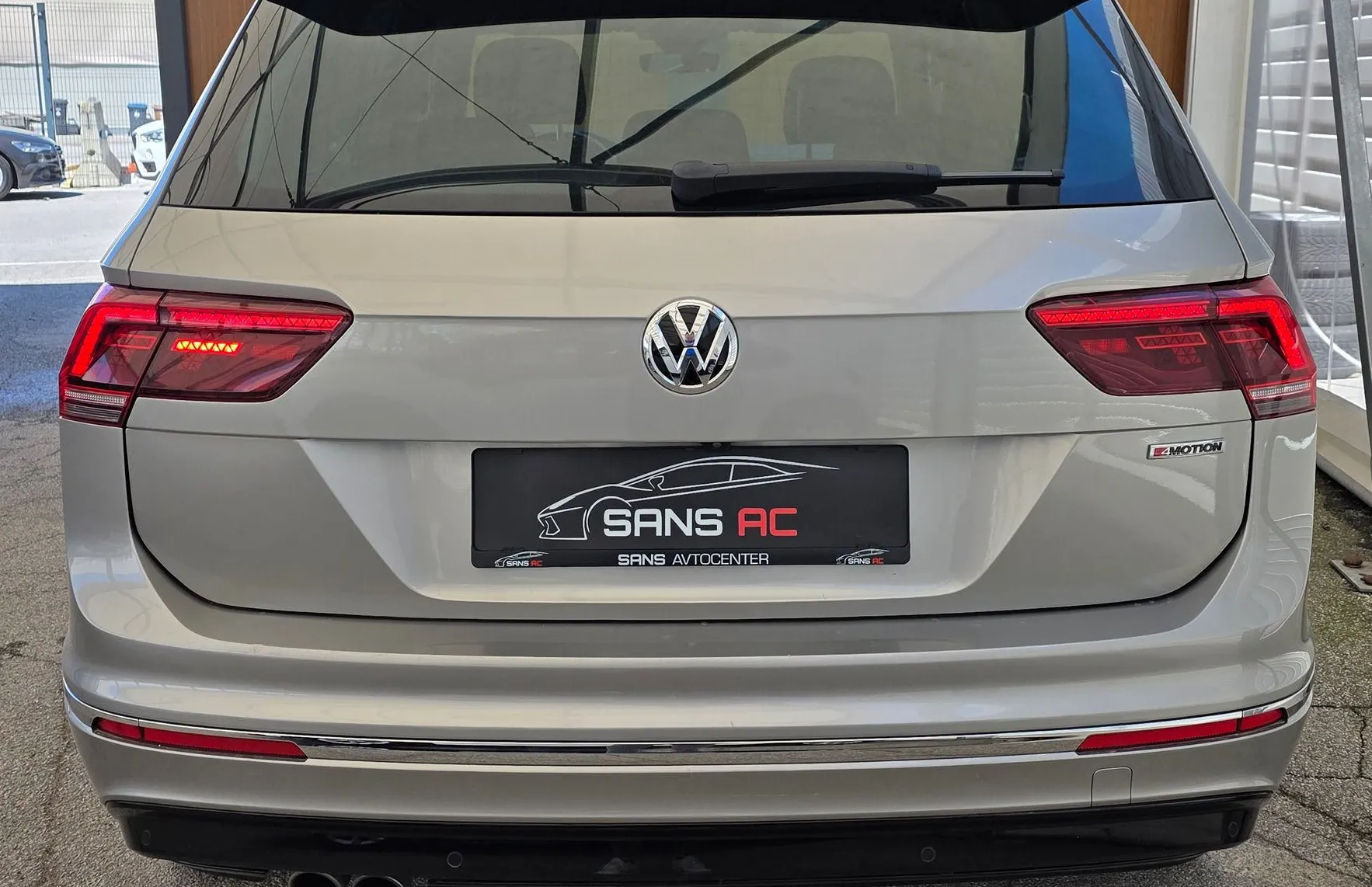 Zunanja slika - VW Tiguan Allspace - 4motion 2.0 TDI R-Line - VIRTUAL - WEBASTO- KLJUK - 4
