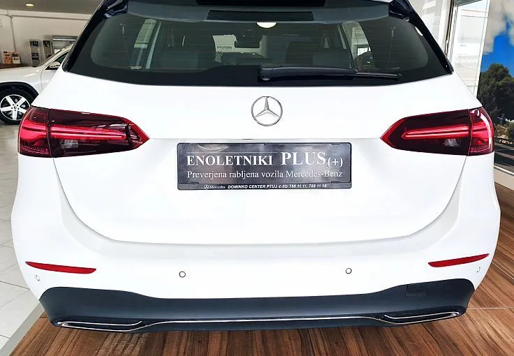 Zunanja slika - Mercedes-Benz B-Razred - 180 DCT URBAN PRO-KAMERA-DAB-17 COL-GRETJE-VIDEO - 6