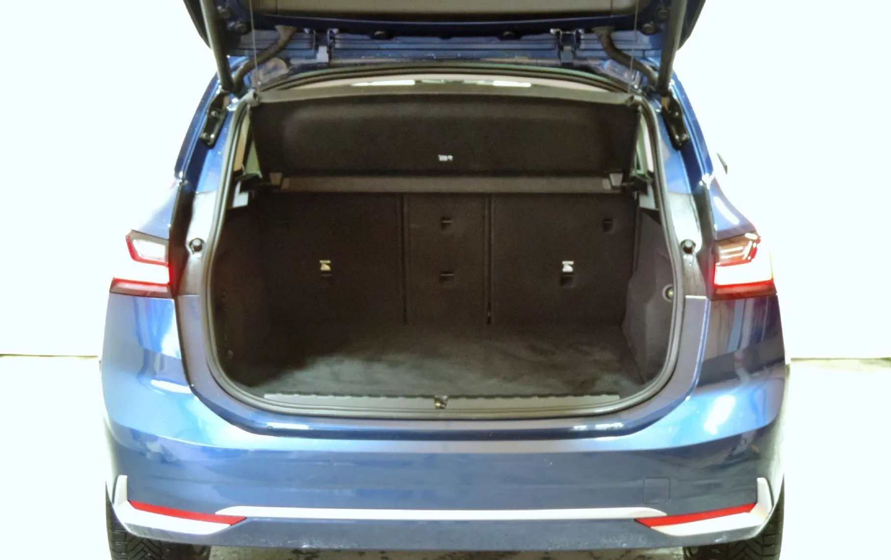 Zunanja slika - BMW Serija 2 - Active Tourer: 220i Active Tourer Luxury Avt. 360 KAMERE - 20