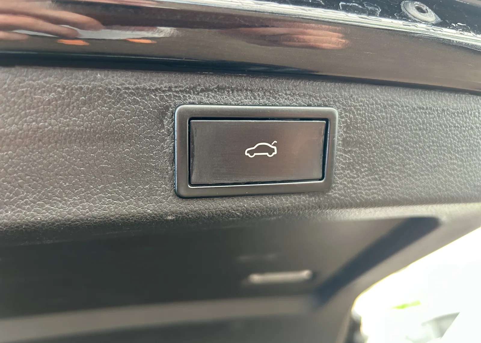 Zunanja slika - Škoda Superb - Combi 4x4 2,0 TSI DSG - 19