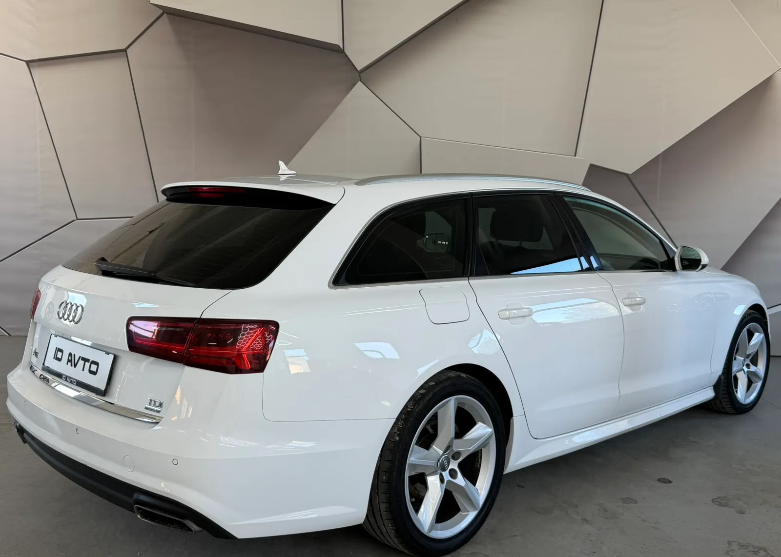 Zunanja slika - Audi A6 - Avant 2,0 TDI ultra - 7