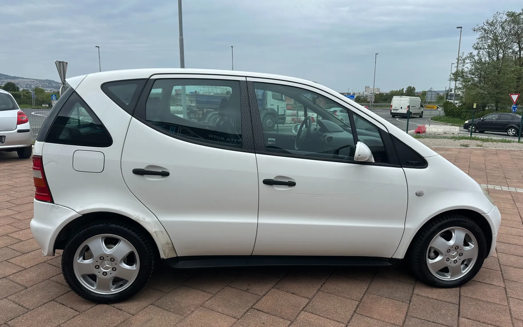 Zunanja slika - Mercedes-Benz A-Razred - A 140 Classic - 7