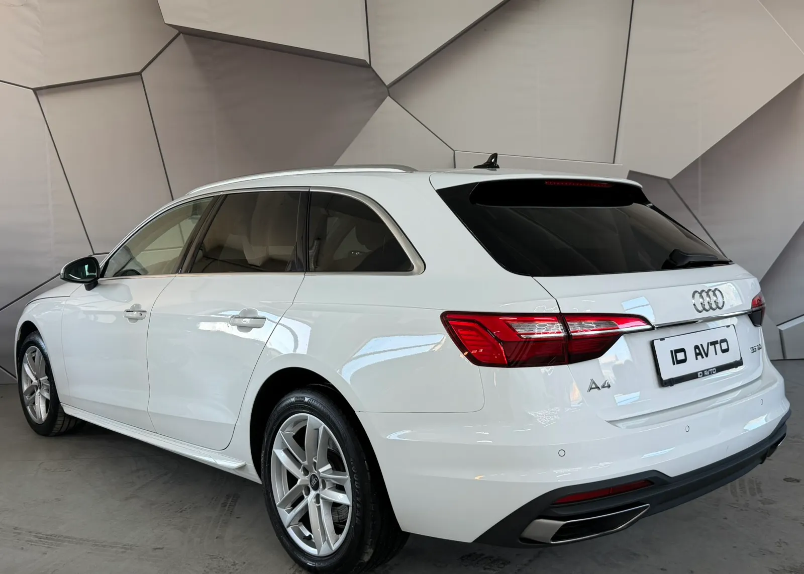 Zunanja slika - Audi A4 - Avant 35 TDI S tronic - 3