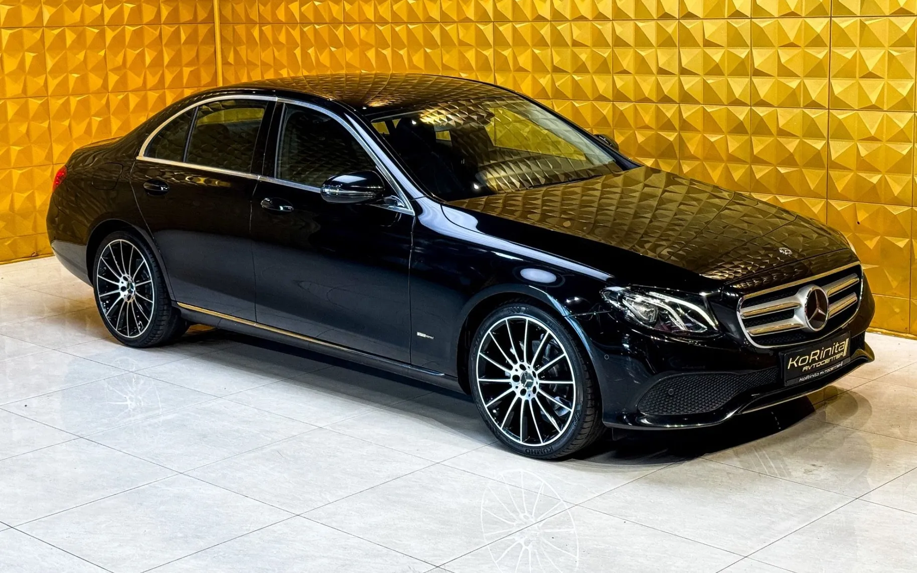Zunanja slika - Mercedes-Benz E-Razred - E 220 d AUT.-VIRTUAL-KAMERA-AMBI-HARMAN-GRETJE - 2