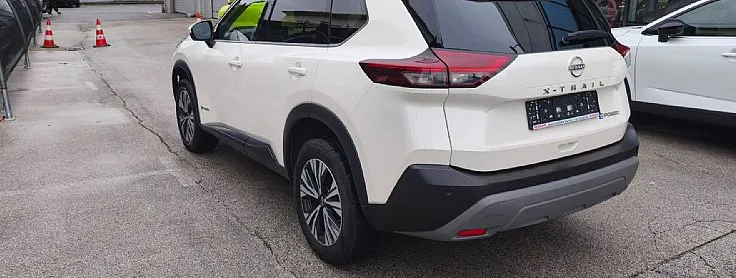 Zunanja slika - Nissan X-Trail - 1.5 e-Power N-Connecta Avt.  Garancija do 2032 - 3
