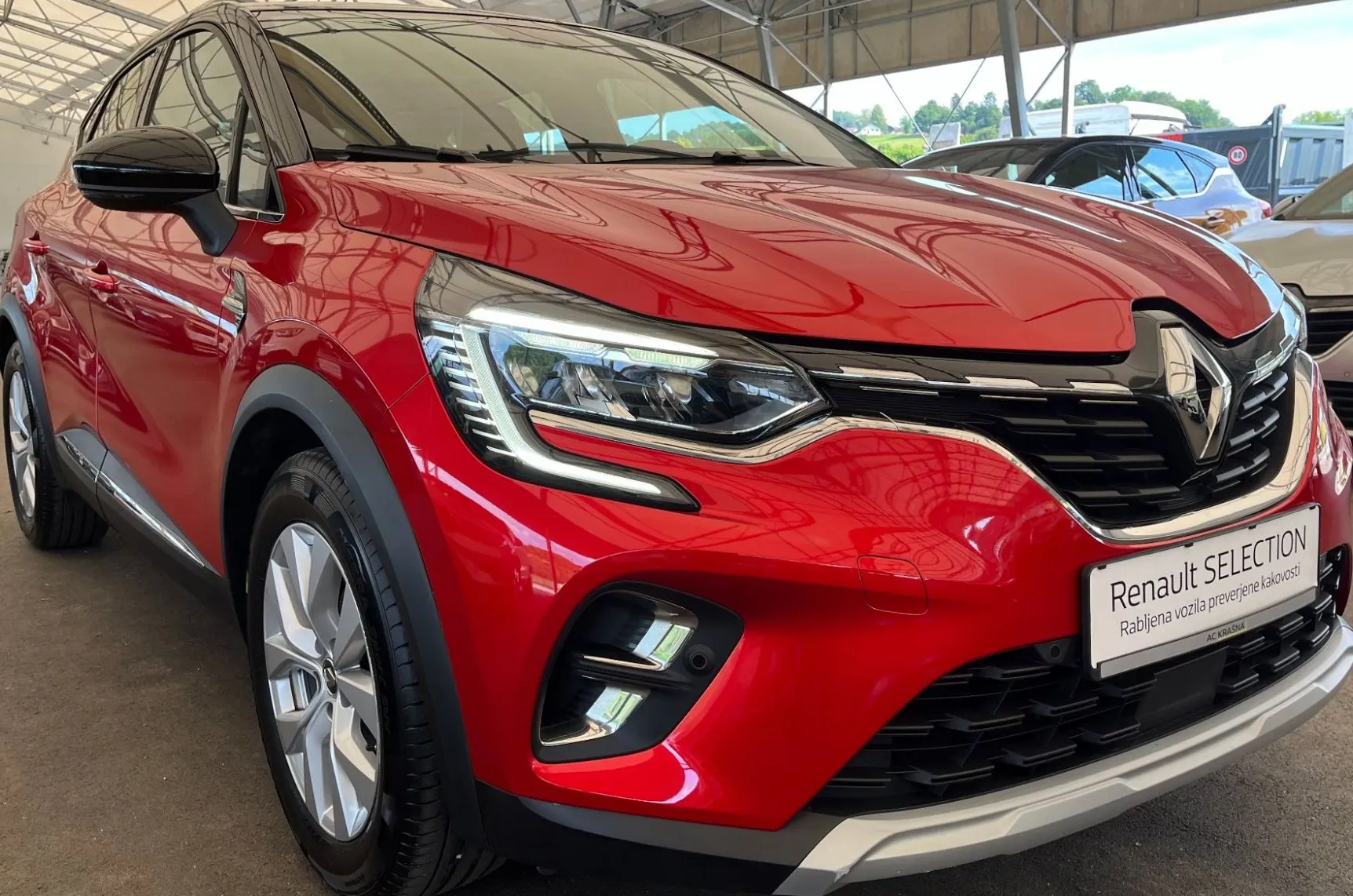 Zunanja slika - Renault Captur - TCe 90 Intens - 1. LASTNICA - SLOVENSKI - 3