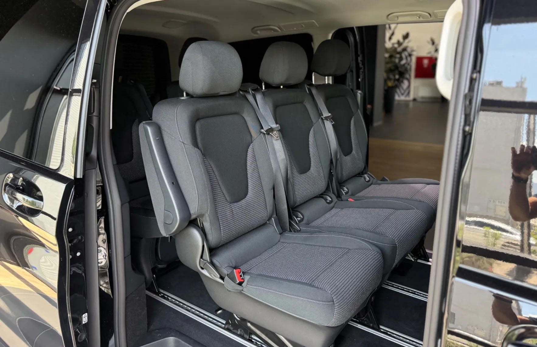 Zunanja slika - Mercedes-Benz V-Razred - 300d 4MATIC STYLE dolgi - 12