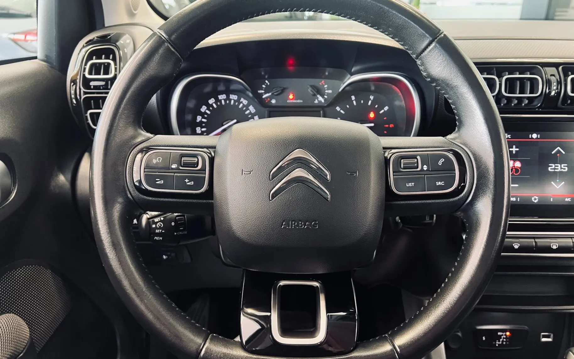 Zunanja slika - Citroën C3 - Aircross 1,2 PureTech 130 Shine Avt. - 13