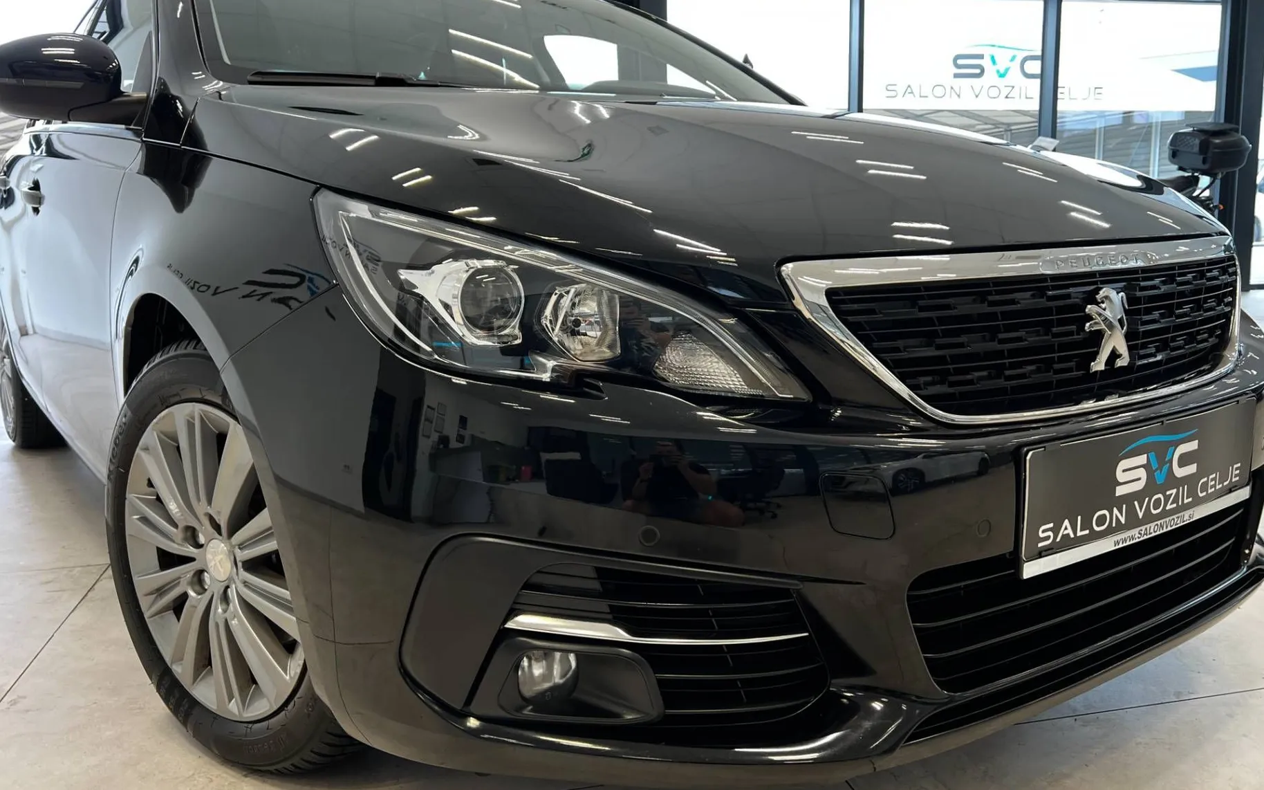 Zunanja slika - Peugeot 308 - 1.2-130KM-ALLURE-AUT-2X-PDC-F1-NAVI-LED-AP-CARPL - 3