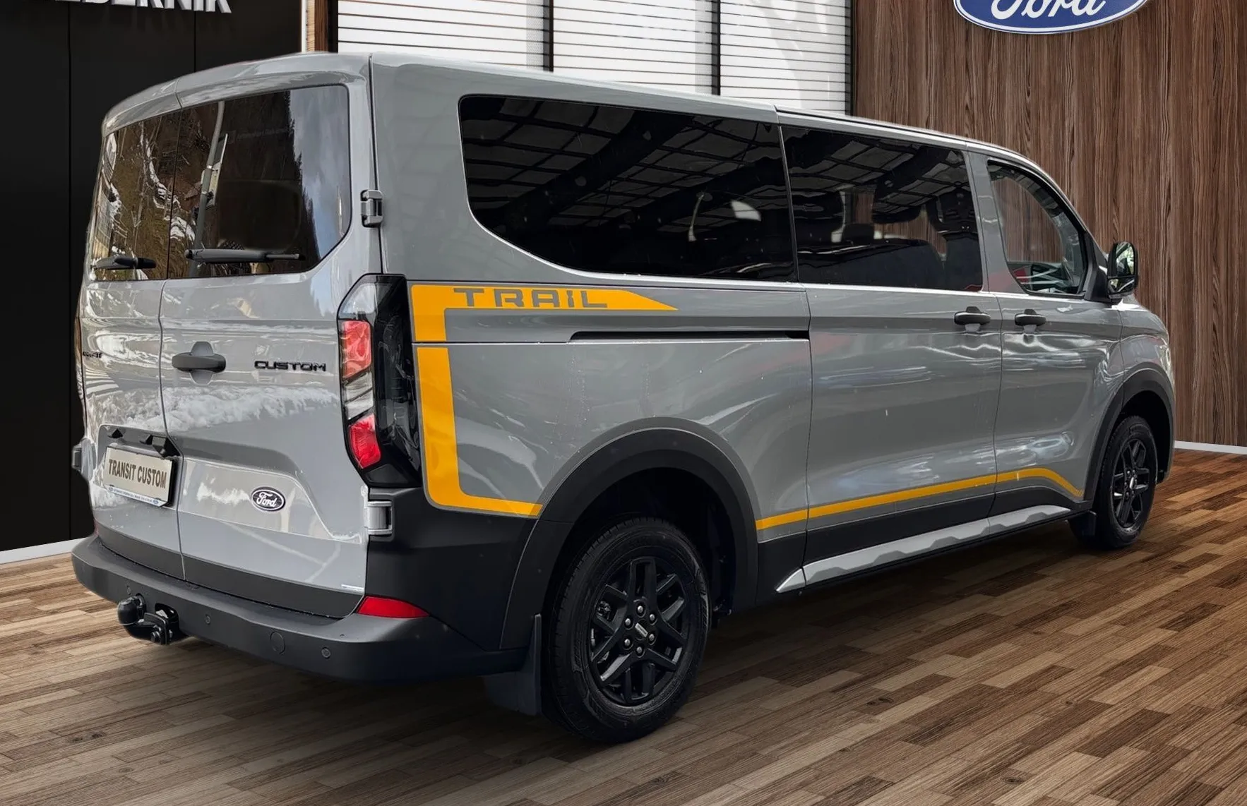 Zunanja slika - Ford E-Transit Custom - Transit Custom TRAIL 2.0 TDCi 150 KM M6 L2H1 - NA ZALOGI - 4