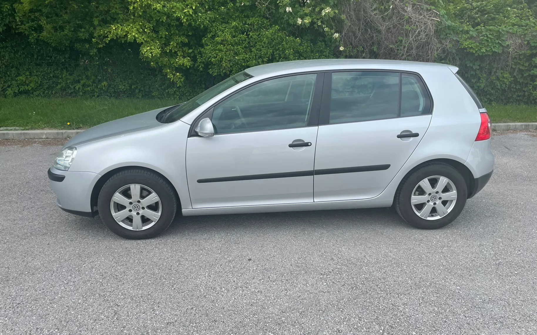 Zunanja slika - VW Golf - 1.9 TDI Comfortline 77  105 - 5
