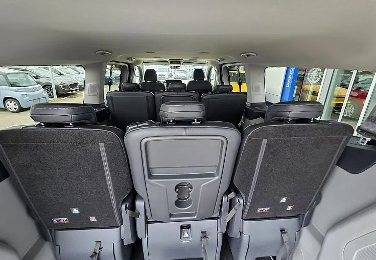 Zunanja slika - Ford Tourneo - Custom Titanium X - 7