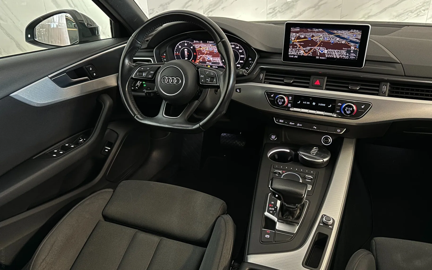 Notranja slika - Audi A4 Avant - 2.0 TDI |Led|Kljuka|PDC|virtual|Gretje|Navi| - 10