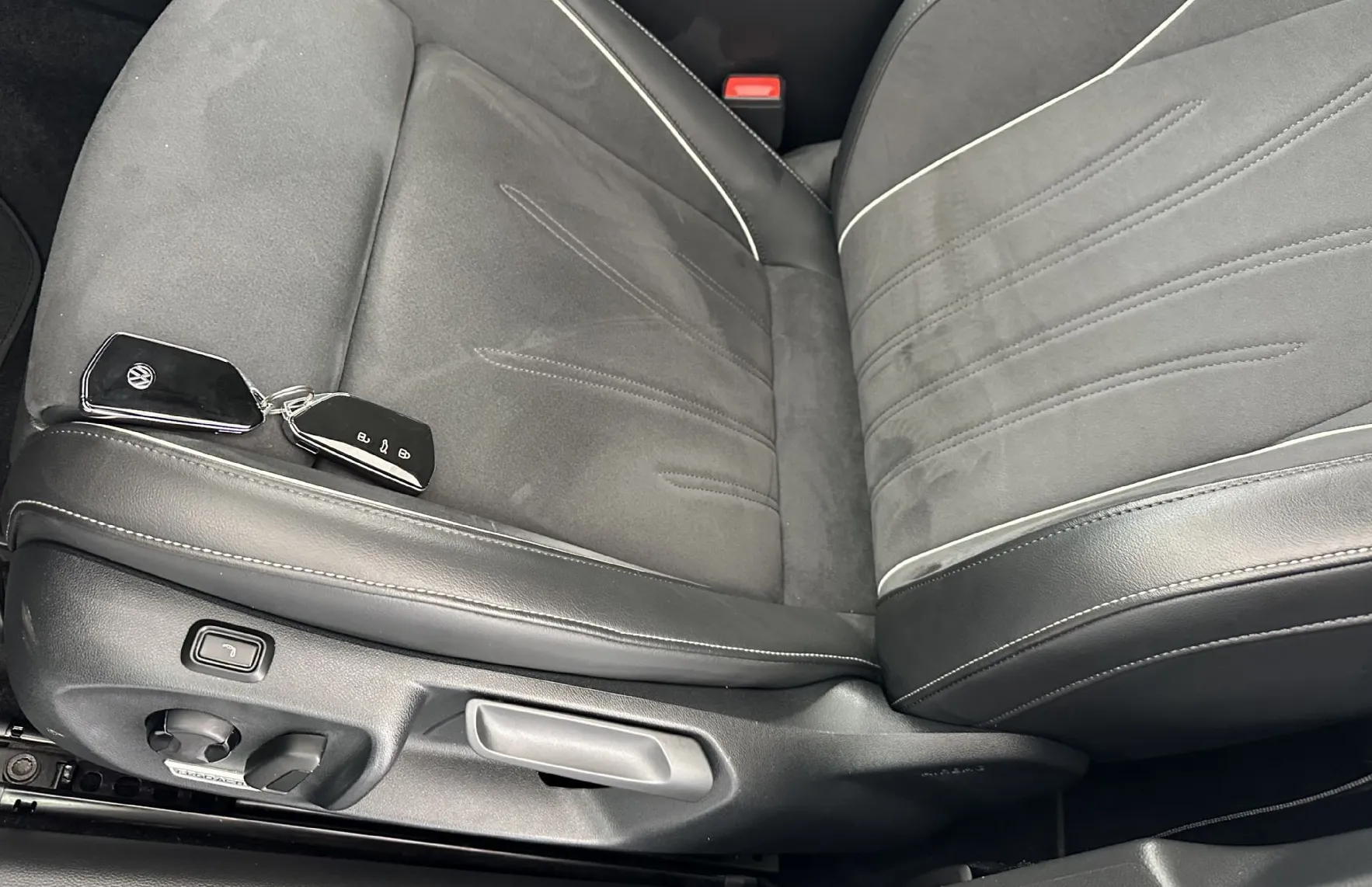 Zunanja slika - Volkswagen Passat - Variant 1.5 TSI e DSG.ELEGANCE.KAMERA.110 KM NA ELEKTRIKO - 2