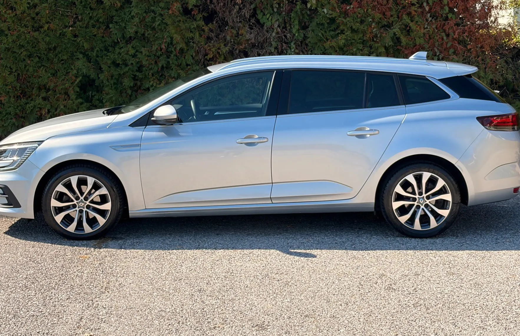 Zunanja slika - Renault Mégane - Megane Grandtour TCe 140 Techno - 5