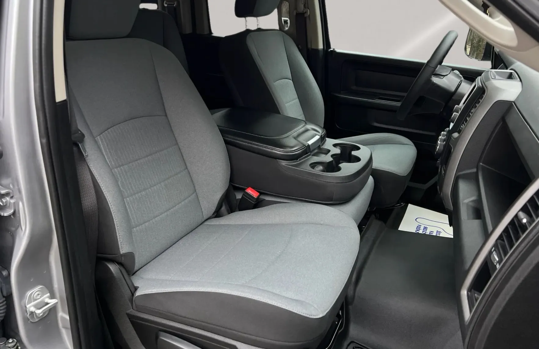 Zunanja slika - Dodge Ram - 1500 CLASSIC 1 letna garancija znana vsa zgodovina - 11