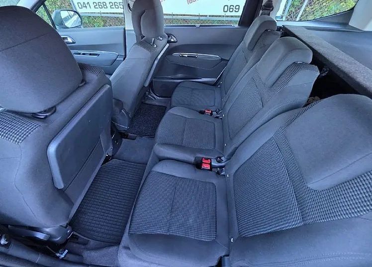 Zunanja slika - Peugeot 5008 - ACCESS 1.6 HDI 115 FAP AVT. NAVI-ALU-PDC - 14