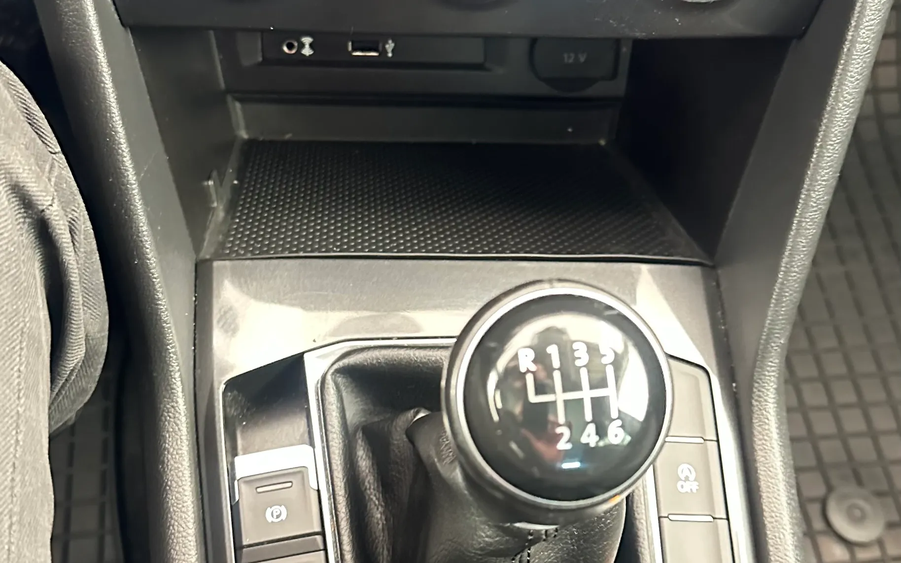 Zunanja slika - Volkswagen Tiguan - 2.0 TDI Comfortline.KAMERA.NAVI.SLOVENSKI+4 GUME - 5