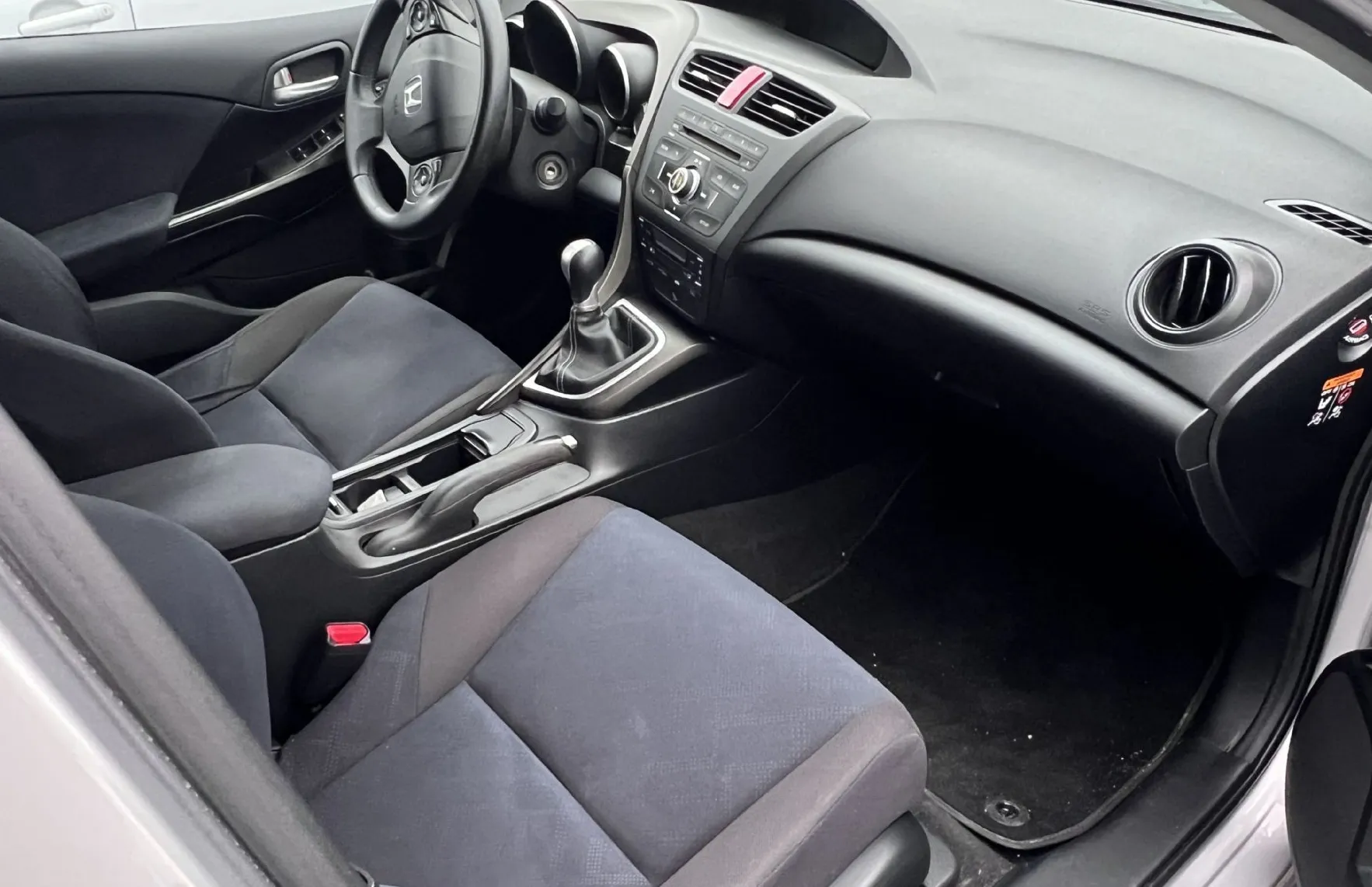 Zunanja slika - Honda Civic - 1.4 i-VTEC+ALU+R. KAMERA+TEMP - 5