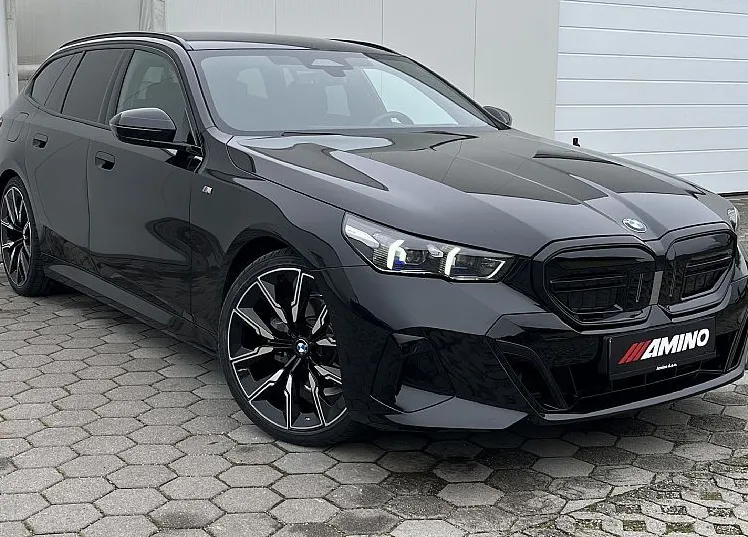 Zunanja slika - BMW Serija 5 - Touring: 520d-M OPTIK-LED-NAVI-HEAD-CARBON-ALU21 - 1