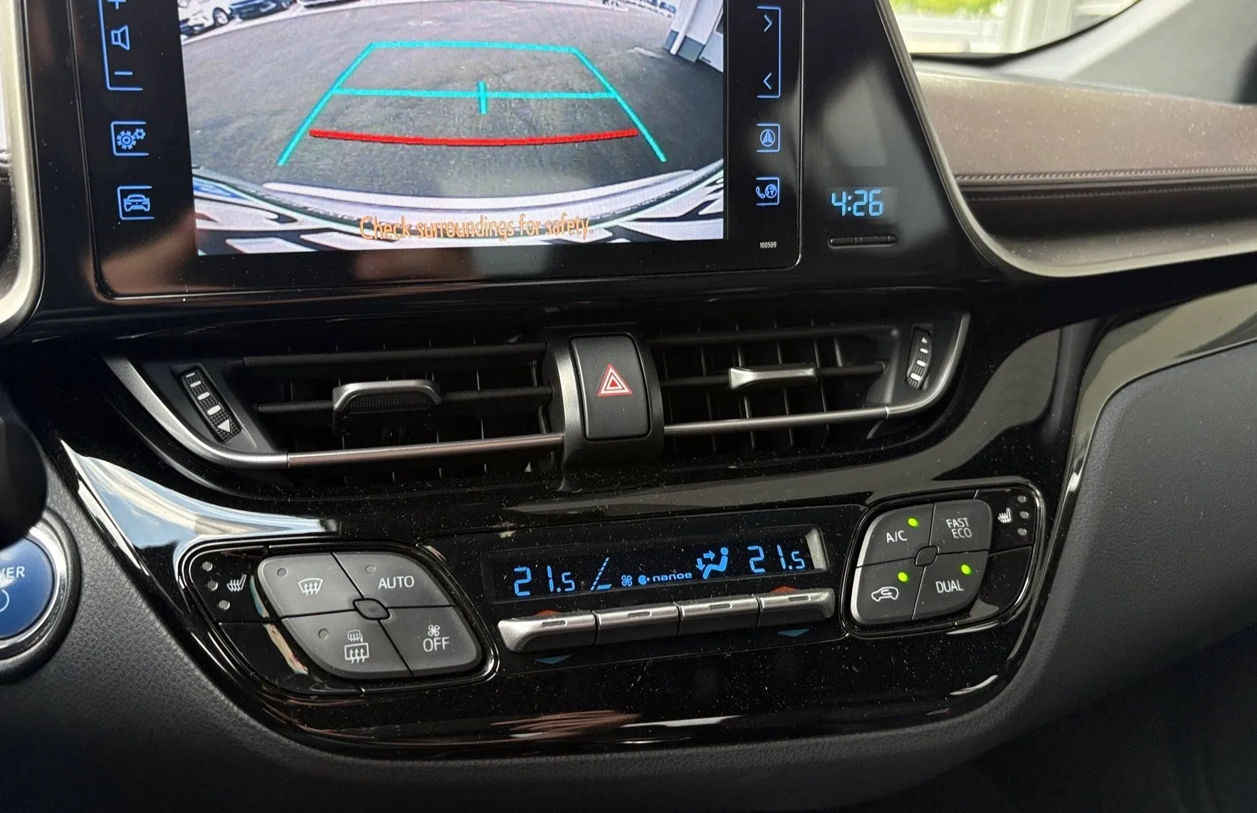 Zunanja slika - Toyota C-HR - Hybrid 1.8 VVT-i C-HIC Avt. - 14