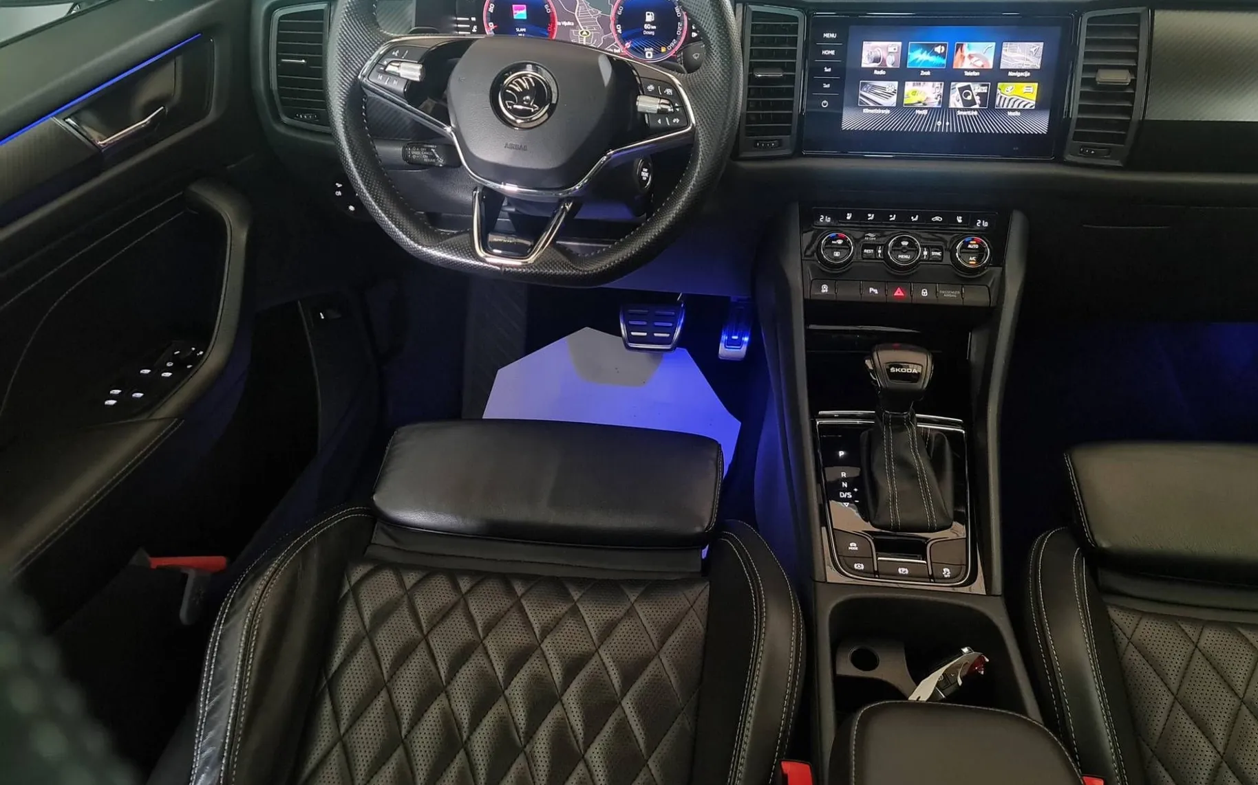 Notranja slika - Škoda Kodiaq - 1.5 TSI  Sportline DSG•Panorama•hlajenje sedežev - 9