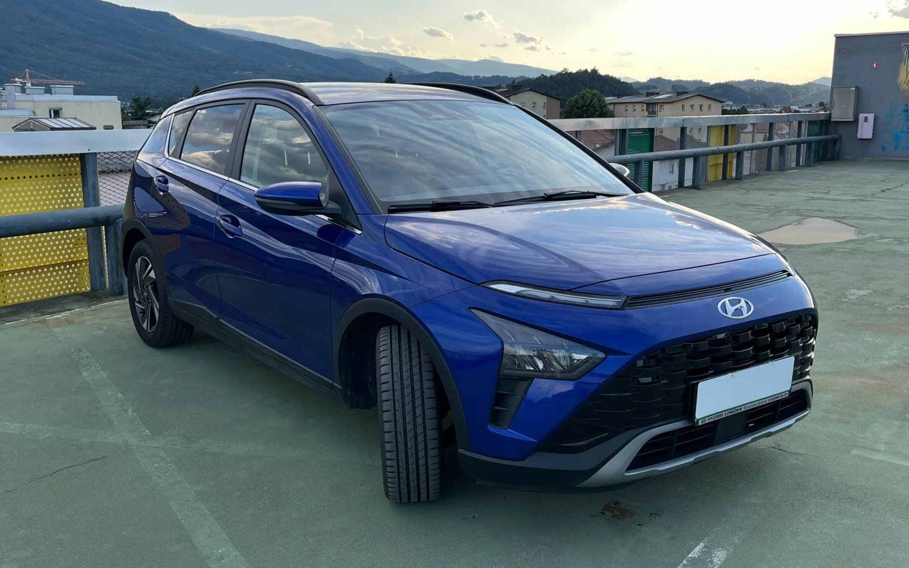 Zunanja slika - Hyundai Bayon - 1.0 T-GDI Style.LED.VZR.KAM.LANE AS.ACC 22.768 KM - 3