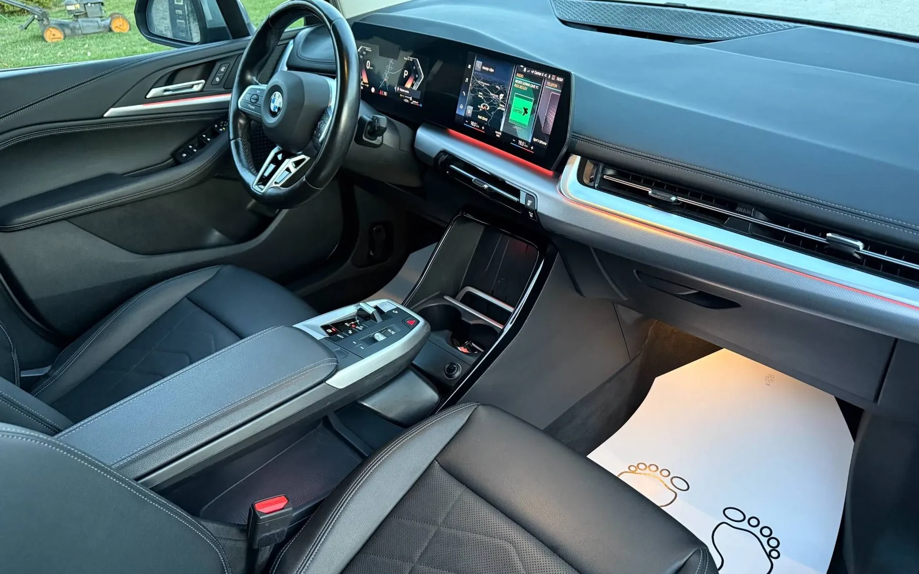 Notranja slika - BMW serija 2 Active Tourer: - 218d Active Tourer Luxury Line Avt.-1 LASTNIK-LED - 9