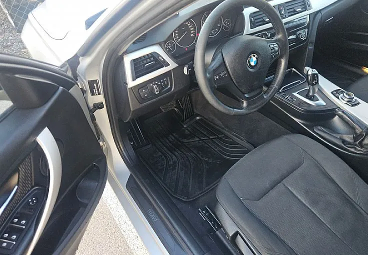Zunanja slika - BMW Serija 3 - Touring: 318d 150ks AUTOMATIC °NAVI° °GRETJE SEDEŽEV° - 7