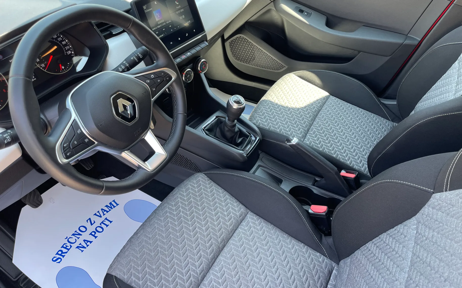 Notranja slika - Renault Clio - TCe 90 Limited - 6