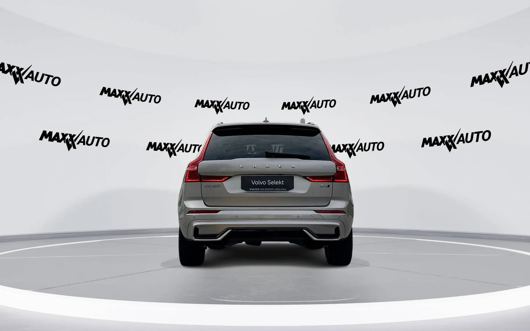 Zunanja slika - Volvo XC60 - B4 D AWD Plus Dark Avt. Zračno Pano ACC Kljuka - 6
