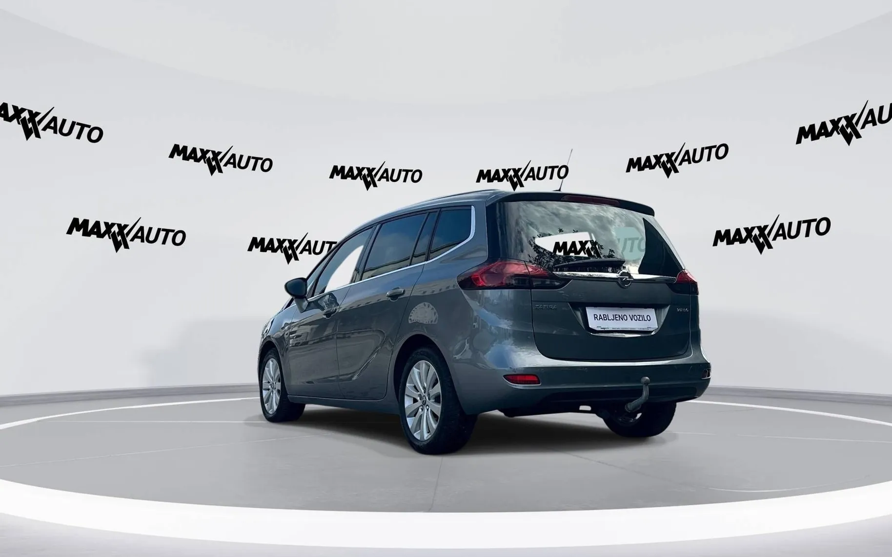 Notranja slika - Opel Zafira - 1.4 Tourer... - 7