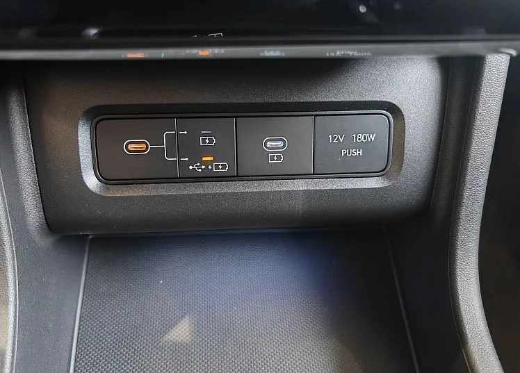 Zunanja slika - Hyundai Tucson - 1.6 T-GDI 150 PREMIUM DCT Winter PTG + E-SHIFT - 12