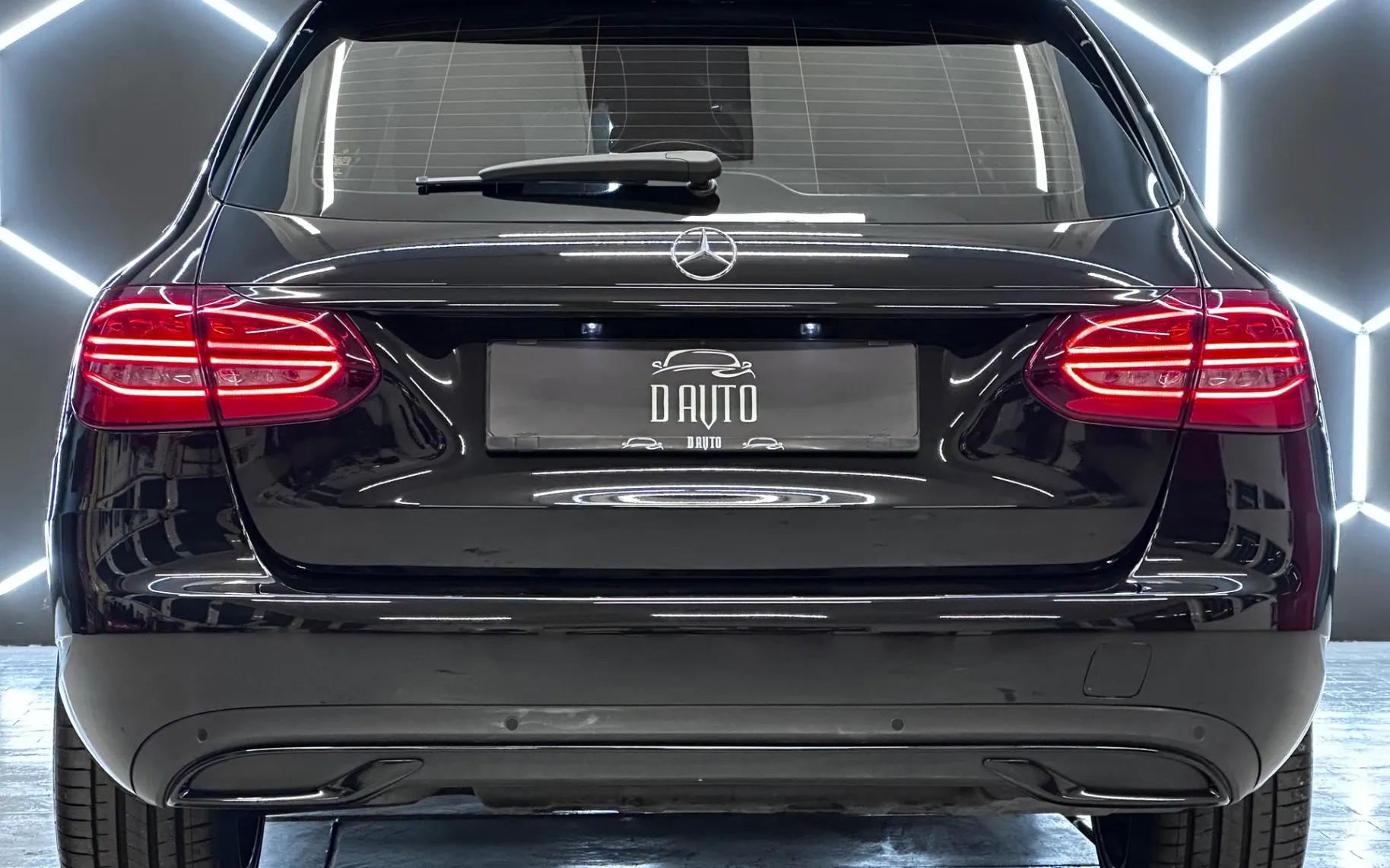 Notranja slika - Mercedes-Benz C-Razred - C 220 d  ... - 7