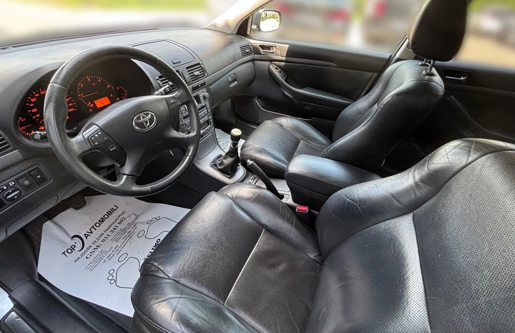 Zunanja slika - Toyota Avensis - Combi 2.2 D SLOVENSKO VOZILO XENON TEMPOMAT USNJE - 14