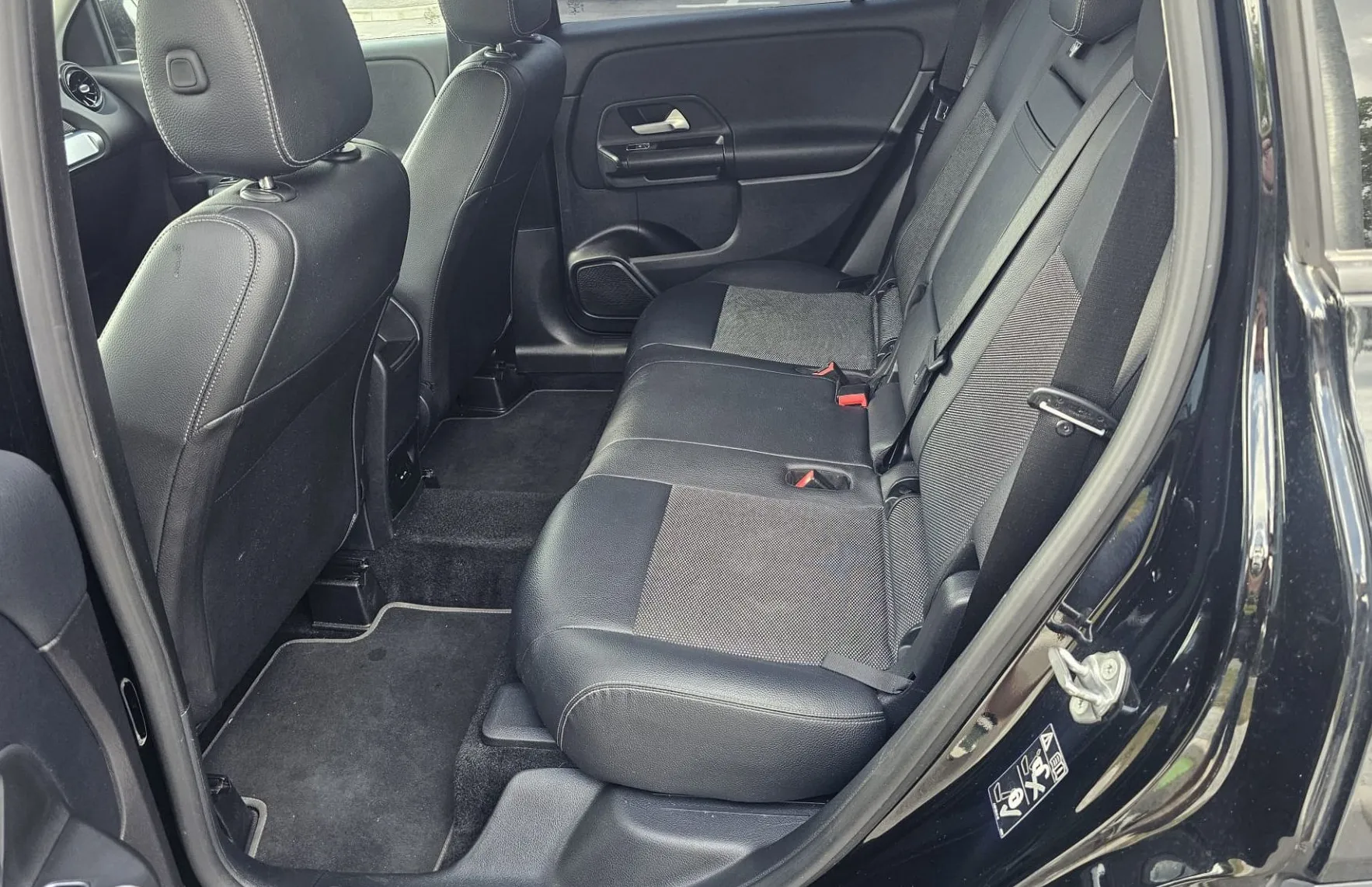 Zunanja slika - Mercedes-Benz GLB-Razred - GLB 180 d Style Avt. - 9
