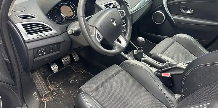 Zunanja slika - Renault Mégane - Megane  Berline 1.6 16V Dynamique - 5