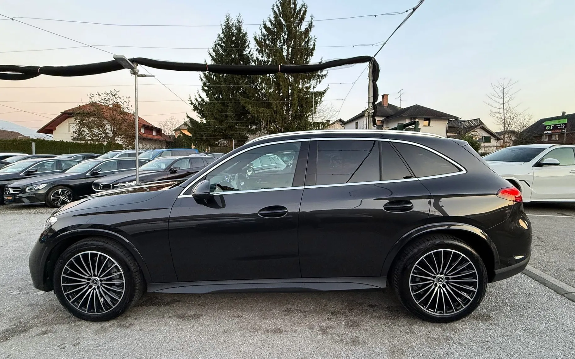 Zunanja slika - Mercedes-Benz GLC-Razred - GLC 200 4MATIC HYBRID AMG LiNE FULL LED ACC ALU20 - 2