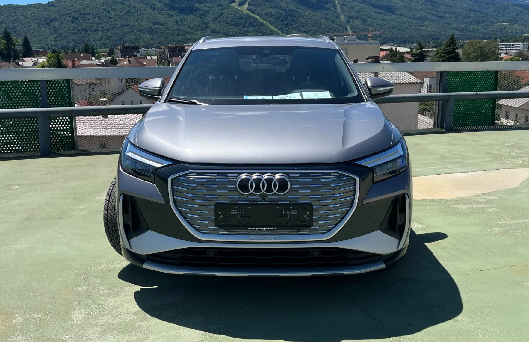 Zunanja slika - Audi Q4 - e-tron 50 e-tron quattro S Line 220kw.LED.USNJE.2X PDC - 2