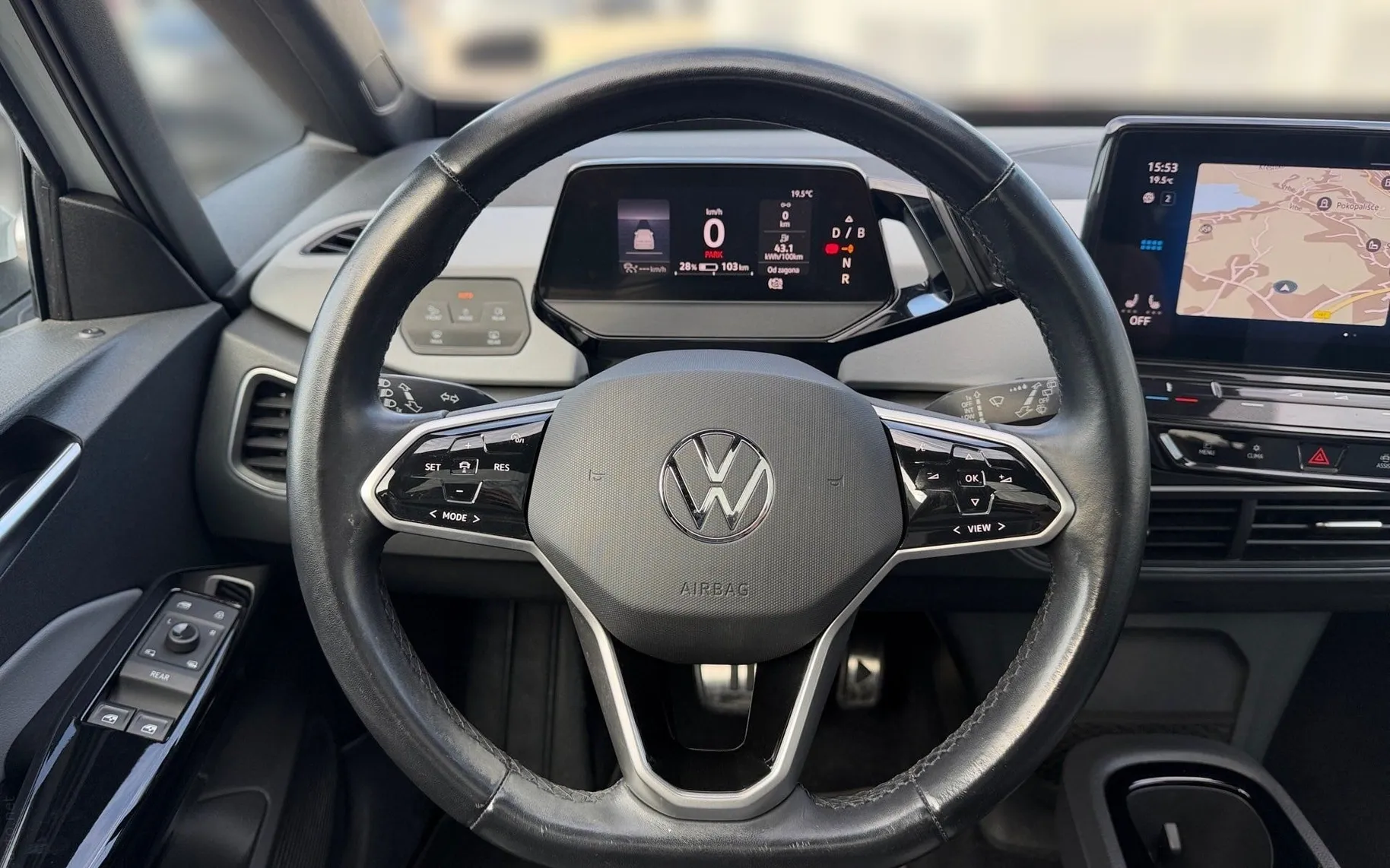 Notranja slika - Volkswagen ID.3 - Pro Family 58 kWh Panorama - Matrix - Kamera - 8