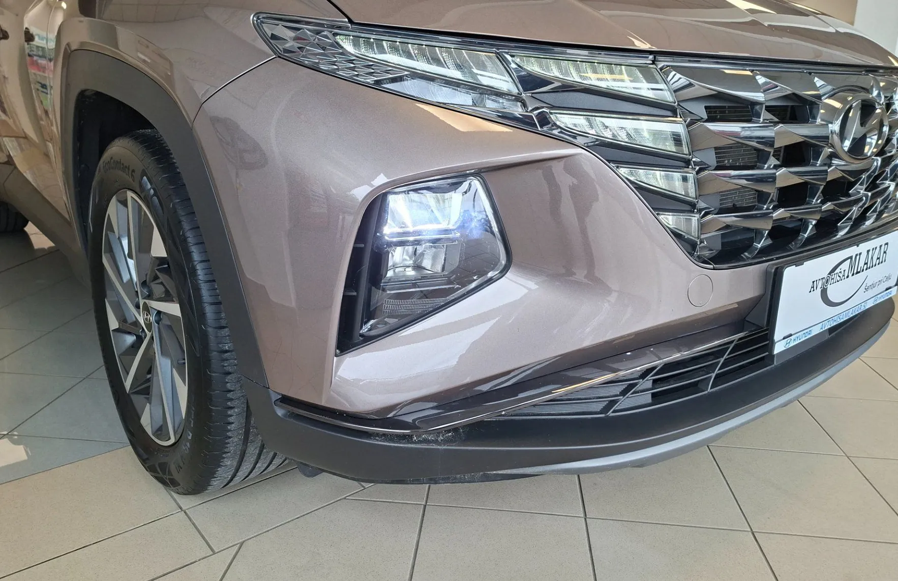 Zunanja slika - Hyundai Tucson - 4WD 1.6 CRDi MHEV Style DCT 48V-SLO-LED-NAVI-KAMER - 17