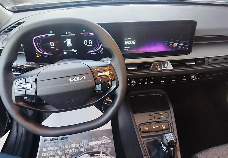 Zunanja slika - KIA Stonic - 1.0 T-GDi 73.6 kW  100 KM  LX Smart M T - 5