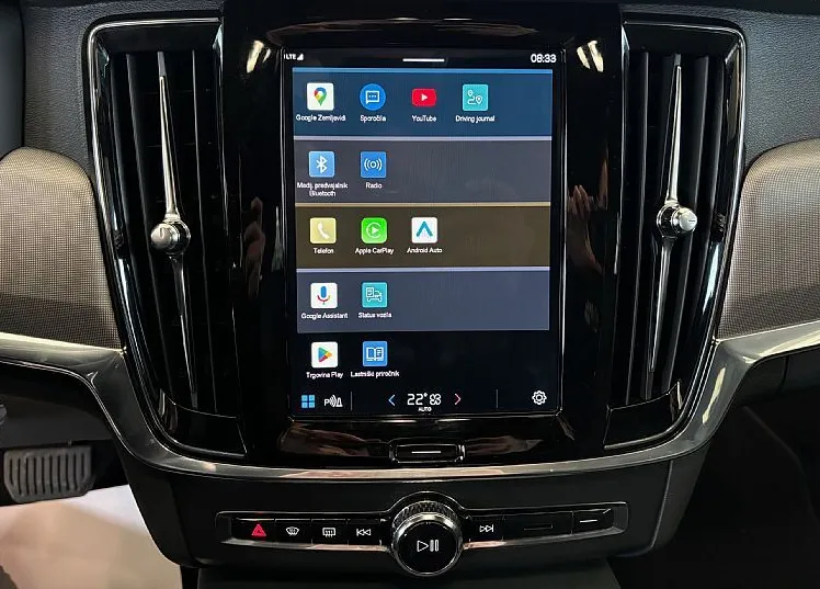 Zunanja slika - Volvo V90 - B4 D MOMENTUM BUSINESS PRO - 15