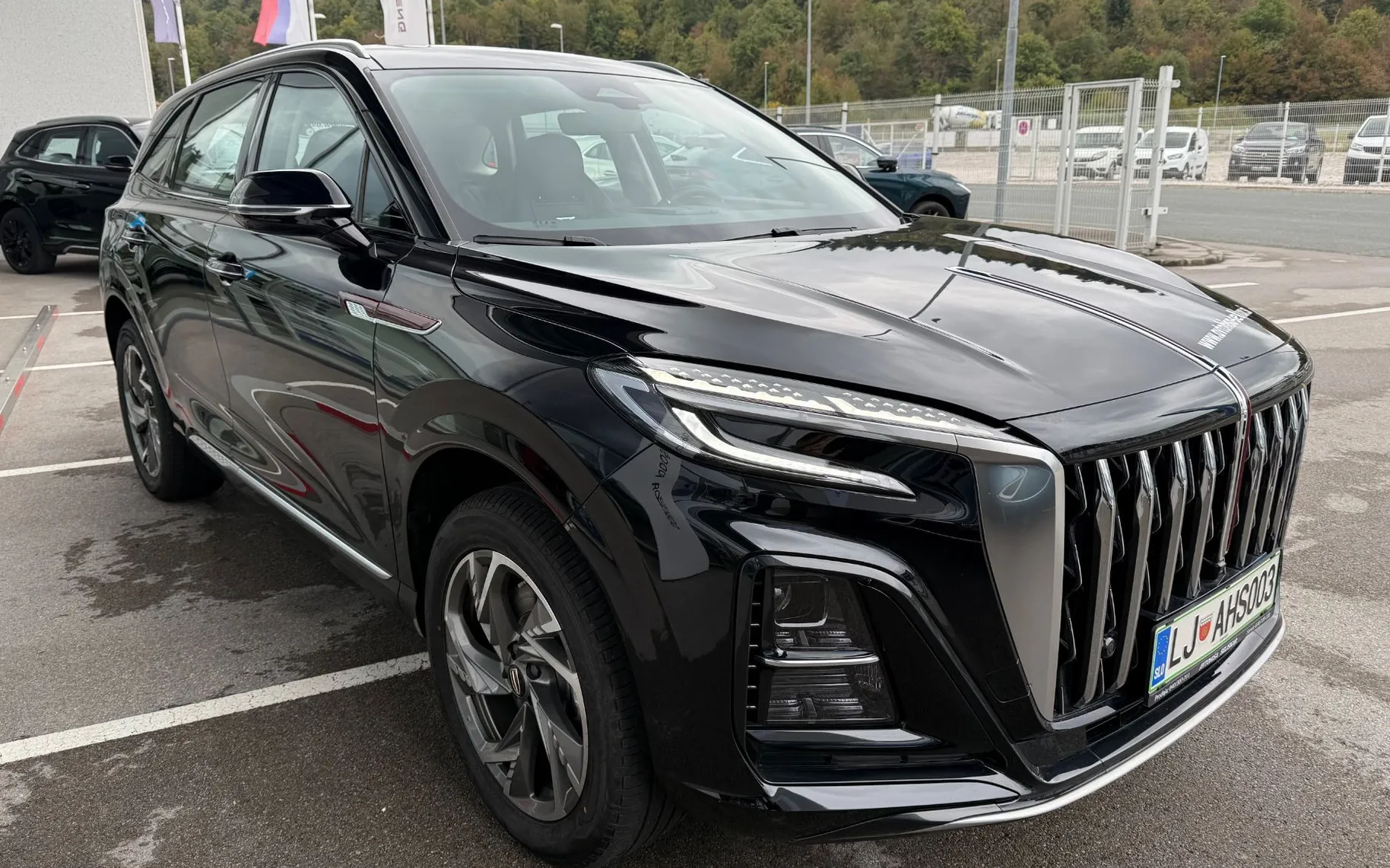 Zunanja slika - Hongqi HS3 - 1.5T TOP OPREMA + AKCIJSKA CENA + TESTNO VOZILO - 3
