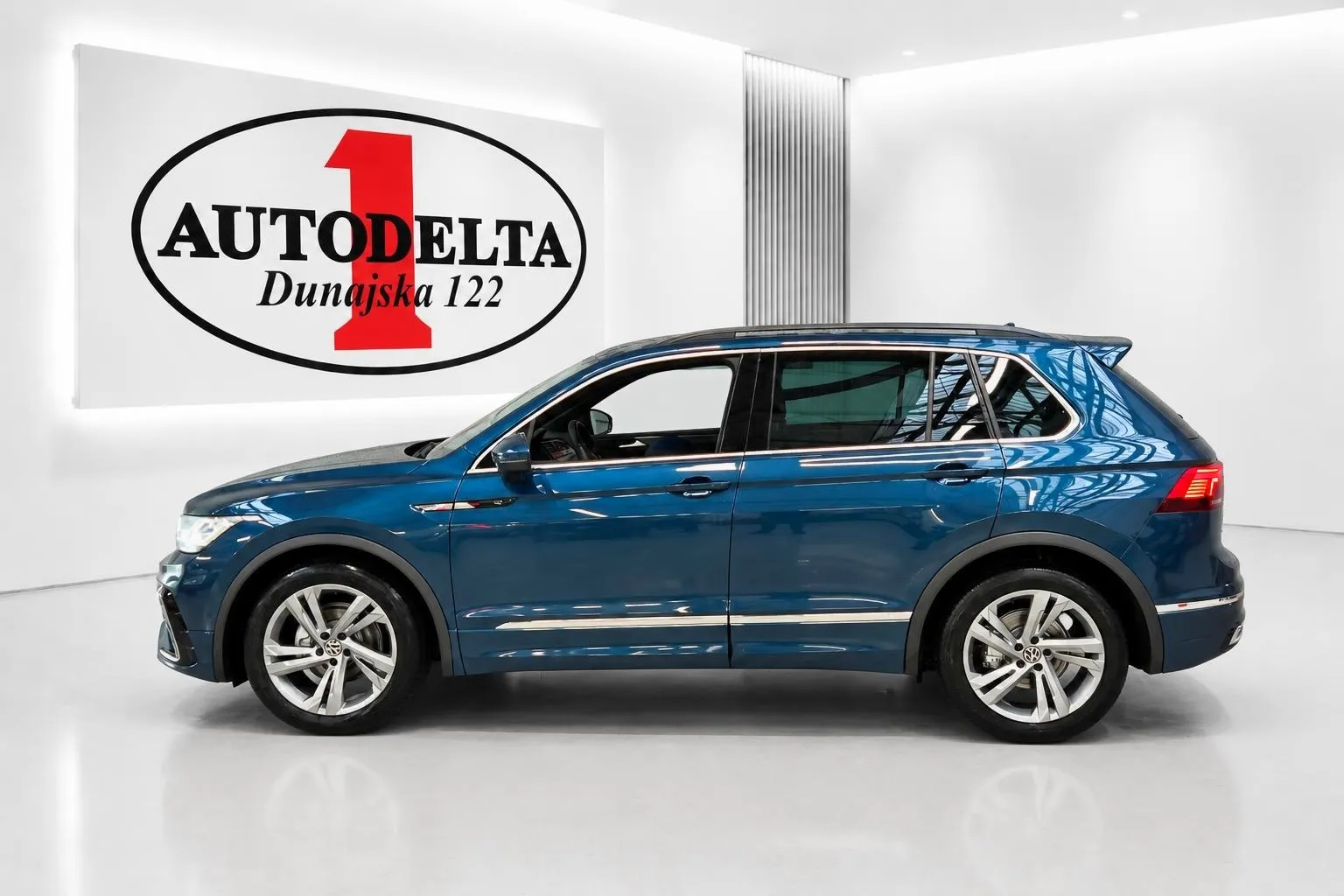 Zunanja slika - Volkswagen Tiguan - 2.0 TDI R line 110kW DSG... - 3