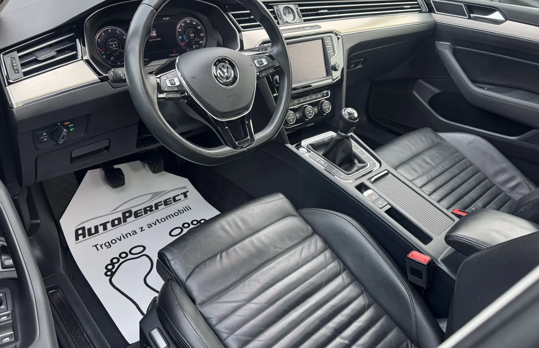 Zunanja slika - Volkswagen Passat - 1.4 TSI HIGHLINE|KAM|USNJE|ACC|PANO|GR.SED|NAVI - 9